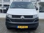 Volkswagen Transporter T6.1 Kombi 2.0 TDI L1H1-9-Persoons Ex BTW Airco Cruise control Stoelverwarming PDC Combi Personenbus Passenger Groepsvervoer Taxi