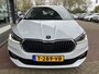 Skoda Fabia 1.0 TSI Business Edition / Digitaal cockpit / Cruise control / Parkeer sensoren achter / Draadloze Carplay / Climate control /