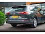 Volkswagen Golf Variant 2.0 TDI Life Business Dode Hoek Cruise Navi Carplay PDC DAB+ Stoelverw. Ambient