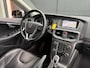 Volvo V40 1.6 T3 150pk Summum,Vol leder,Memory.Stoelverw,Navi,Clima,Cruise