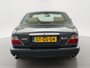 Daimler Super V8 4.0 364 PK SUPERCHARGED AUT. *ORIG. NL* + SCHUIFDAK / LEDER / STOELVERW.