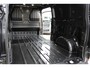 Ford Transit Custom 320 2.0-136pk TDCI L2H1 ´Trend´ AUTOMAAT ! Overtuig u van de rijkwaliteiten van dit nieuwe model Ford Transit Custom i.c.m. automatische versn. bak. Camera, LED koplampen, Cruise Control, Aut. Airco, App Connect, Winterpack