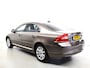 Volvo S80 2.5 T Summum, Dubbelglas, Privacy glas, Stoelventilatie voor, Camera achter Navi, All season banden,