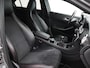 Mercedes-Benz A-klasse 200 157 PK AMG SPORT + LEDER/ALCANTARA / XENON / 18 INCH