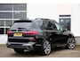 BMW X7 M50d 400PK High Executive 7P.*Incl. BTW*Perfect BMW Onderh.*Luchtvering/Pano/Laser/Copilot/Indiv. Comfort Stoelen/HUD/H&K/Softclose/360/Sfeer/Keyless Entry+Go/DAB/Elek. Klep/Memorie/Dodehoek/PDC V+A/22 inch LM/VOL*