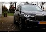 BMW X7 M50d 400PK High Executive 7P.*Incl. BTW*Perfect BMW Onderh.*Luchtvering/Pano/Laser/Copilot/Indiv. Comfort Stoelen/HUD/H&K/Softclose/360/Sfeer/Keyless Entry+Go/DAB/Elek. Klep/Memorie/Dodehoek/PDC V+A/22 inch LM/VOL*