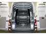 Volkswagen Crafter 2.0 TDI 140pk L3 H3 DC Automaat Airco Navigatie Apple Carplay Camera