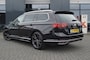 Volkswagen Passat 1.5 TSI DSG R-Line / Panodak / Leer /19LM /Camera/ Virtual dashb