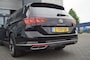 Volkswagen Passat 1.5 TSI DSG R-Line / Panodak / Leer /19LM /Camera/ Virtual dashb