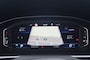 Volkswagen Passat 1.5 TSI DSG R-Line / Panodak / Leer /19LM /Camera/ Virtual dashb