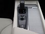 Volvo V60 B3 AUT(7) ESSENTIAL EDITION LEDER 18INCH STOELVERWARMING V+A ACC