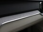 Volvo V60 B3 AUT(7) ESSENTIAL EDITION LEDER 18INCH STOELVERWARMING V+A ACC
