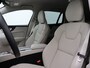 Volvo V60 B3 AUT(7) ESSENTIAL EDITION LEDER 18INCH STOELVERWARMING V+A ACC