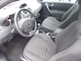 Renault Megane Grand Tour 2.0-16V Privilège ( APK KEURING BIJ AFLEVERING! )
