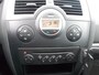 Renault Megane Grand Tour 2.0-16V Privilège ( APK KEURING BIJ AFLEVERING! )