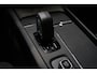 Volvo V60 B3 Essential Edition Mild Hybride Automaat 163pk | Vandaag Rijden | Google Maps | Parkeer Camera achter | Climate & Cruise Control | Trekhaak | 17" Inch LMV | Volvo On Call | Elek.Ramen V+A