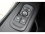 Renault Master T33 2.3 dCi 135 L2H2 Met laadklep