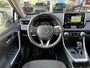 Toyota RAV4 2.5 Hybrid Dynamic | Navigatie | Apple Carplay/Android Auto | PDC V+A | 10 JAAR GARANTIE | Privacy Glass | LED | Adaptieve cruise control |