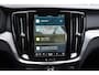 Volvo S60 2.0 B4 Plus Dark | Lederen Bekleding | Head-up Display | 360 Camera | Parkeerverwarming |