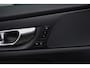 Volvo S60 2.0 B4 Plus Dark | Lederen Bekleding | Head-up Display | 360 Camera | Parkeerverwarming |