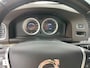 Volvo V60 2.0T Momentum, adaptive cruise