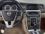 Volvo V60 2.0T Momentum, adaptive cruise
