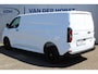 Ford Transit Custom 300 2.0-136pk EcoBlue L2H1 Trend. Overtuig u van de kwaliteiten van dit nieuwe model Ford Transit Custom ! Camera, LED koplampen, Cruise Control, Aut. Airco, App Connect, Winterpack.