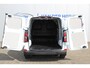 Ford Transit Custom 300 2.0-136pk EcoBlue L2H1 Trend. Overtuig u van de kwaliteiten van dit nieuwe model Ford Transit Custom ! Camera, LED koplampen, Cruise Control, Aut. Airco, App Connect, Winterpack.
