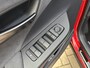 Toyota C-HR Hybrid 140 Executive Bi-Tone | Heads Up Display | JBL Premium audio | Stoel en Stuurverwarming | Toyota garantie tot 2034!