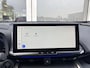 Toyota C-HR Hybrid 140 Executive Bi-Tone | Heads Up Display | JBL Premium audio | Stoel en Stuurverwarming | Toyota garantie tot 2034!