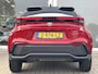 Toyota C-HR Hybrid 140 Executive Bi-Tone | Heads Up Display | JBL Premium audio | Stoel en Stuurverwarming | Toyota garantie tot 2034!