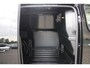 Citroën E-Jumpy L2 136PK AUTOMAAT 75 kWh | NAVIGATIE 10" TOUCHSCREEN | ACHTERUITRIJ CAMERA | APPLE CARPLAY/ANDROID AUTO | PARKEERSENSOREN | CRUISE CONTROL | DAB+ RADIO | NIEUWE BUS! | 3-ZITS |