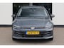 Volkswagen Golf Variant 1.5 eTSI Life Business 116PK / 85kW DSG, Navigatie, voorstoelen verwarmbaar met massagefunctie, Apple Carplay & Android Auto, extra getint glas achter, digitaal instrumentenpaneel, LED koplampen, adaptieve cruise control (acc), DAB+
