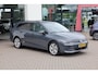 Volkswagen Golf Variant 1.5 eTSI Life Business 116PK / 85kW DSG, Navigatie, voorstoelen verwarmbaar met massagefunctie, Apple Carplay & Android Auto, extra getint glas achter, digitaal instrumentenpaneel, LED koplampen, adaptieve cruise control (acc), DAB+