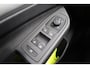 Volkswagen Golf Variant 1.5 eTSI Life Business 116PK / 85kW DSG, Navigatie, voorstoelen verwarmbaar met massagefunctie, Apple Carplay & Android Auto, extra getint glas achter, digitaal instrumentenpaneel, LED koplampen, adaptieve cruise control (acc), DAB+