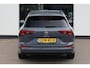 Volkswagen Golf Variant 1.5 eTSI Life Business 116PK / 85kW DSG, Navigatie, voorstoelen verwarmbaar met massagefunctie, Apple Carplay & Android Auto, extra getint glas achter, digitaal instrumentenpaneel, LED koplampen, adaptieve cruise control (acc), DAB+