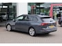 Volkswagen Golf Variant 1.5 eTSI Life Business 116PK / 85kW DSG, Navigatie, voorstoelen verwarmbaar met massagefunctie, Apple Carplay & Android Auto, extra getint glas achter, digitaal instrumentenpaneel, LED koplampen, adaptieve cruise control (acc), DAB+