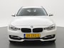 BMW 3-Serie Touring 318D HIGH EXECUTIVE PARELMOER WIT + WEGKL. TREKHAAK / NAVI PRO / SPORTSTOELEN