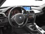 BMW 3-Serie Touring 318D HIGH EXECUTIVE PARELMOER WIT + WEGKL. TREKHAAK / NAVI PRO / SPORTSTOELEN