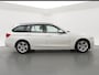 BMW 3-Serie Touring 318D HIGH EXECUTIVE PARELMOER WIT + WEGKL. TREKHAAK / NAVI PRO / SPORTSTOELEN
