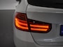 BMW 3-Serie Touring 318D HIGH EXECUTIVE PARELMOER WIT + WEGKL. TREKHAAK / NAVI PRO / SPORTSTOELEN