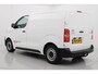 Toyota PROACE Electric Worker Compact Standard Range Live | Trekhaak | Apple Carplay / Android Auto | Lat om lat | 3-zits | Cruise Control | Airco | Parkeersensoren achter | Betonplex