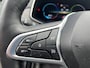 Renault Zoe R135 Intens 52 kWh | Cruise control | Parkeersensoren | Achteruitrij camera | Stoel/Stuurverwarming | Keyless | Inclusief koopaccu | Dodehoek detectie | Apple Carplay/Android auto | Warmtepomp |