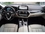 BMW 5-Serie Touring 520i High Executive Sport Line Autom Leder Sportst Stoelverw Navi Camera Clima Cruise 2x PDC LMV ENZ NL Auto.