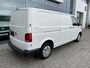 Volkswagen Transporter 2.0 TDI L2 EU6 81 kW / 110 pk | Bluetooth | Airco | deuren | 3 zits