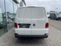 Volkswagen Transporter 2.0 TDI L2 EU6 81 kW / 110 pk | Bluetooth | Airco | deuren | 3 zits
