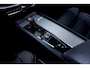 Volvo XC60 2.0 Recharge T8 390PK Plug in AWD R-Design PHEV*Facelift!*Perfect Volvo Onderh.Black Pack/Pano/Elek. Trekhaak/Full LED/Stoelverw./Stuurverw./Apple Carplay-Google/Memorie/Camera/Keyless Entry+Go/Elek. Klep/LED/Rijstrook/DAB/Parkeersens.V+A/19 inch LM*