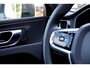 Volvo XC60 2.0 Recharge T8 390PK Plug in AWD R-Design PHEV*Facelift!*Perfect Volvo Onderh.Black Pack/Pano/Elek. Trekhaak/Full LED/Stoelverw./Stuurverw./Apple Carplay-Google/Memorie/Camera/Keyless Entry+Go/Elek. Klep/LED/Rijstrook/DAB/Parkeersens.V+A/19 inch LM*