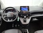 Toyota PROACE CITY Verso 1.2 Turbo Live Ingepland voor nieuwe bodemverlaging t.b.v. rolstoelvervoer (Prijs incl. bodemverlaging)