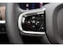 Volvo V90 T6 Recharge AWD Plus Bright - Panoramisch schuif-/kanteldak - Intellisafe Assist/Surround - Harman Kardon Audio - Parkeersensoren v/a - Parkeercamera achter - Nappalederen bekleding - Elektrisch bedienbare voorstoelen incl. geheugenfunctie - Stoelverwarming / -ventilatie - Verwarmbaar stuurwiel